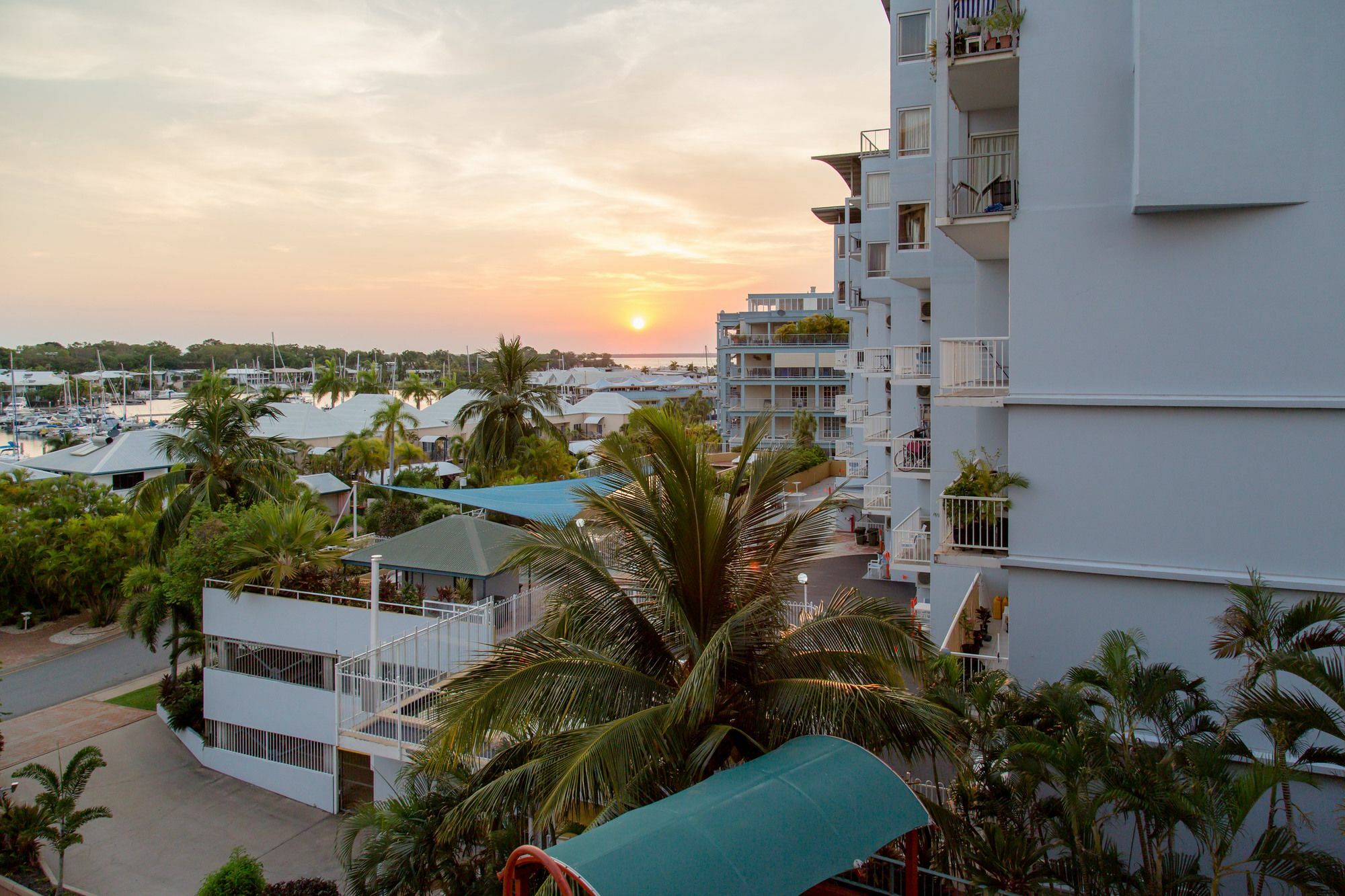 Cullen Bay Resorts Дарвин Экстерьер фото